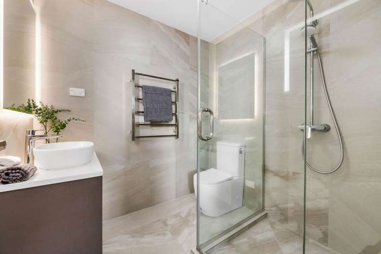 11 Puruatanga Drive Flat Bush_10
