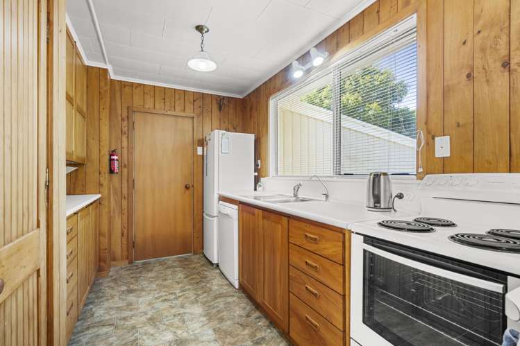 79 Marsh Road Wharehine_11