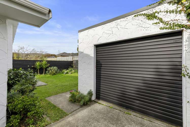 20A Marina Grove Hutt Central_13