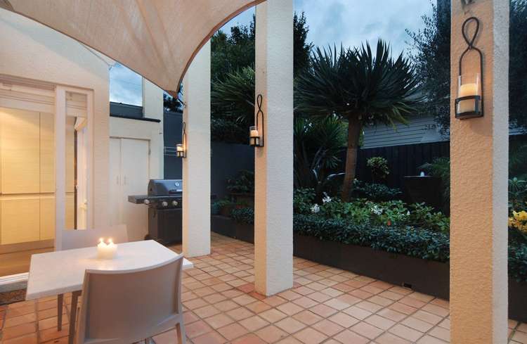 2/19 Waiatarua Road Remuera_19