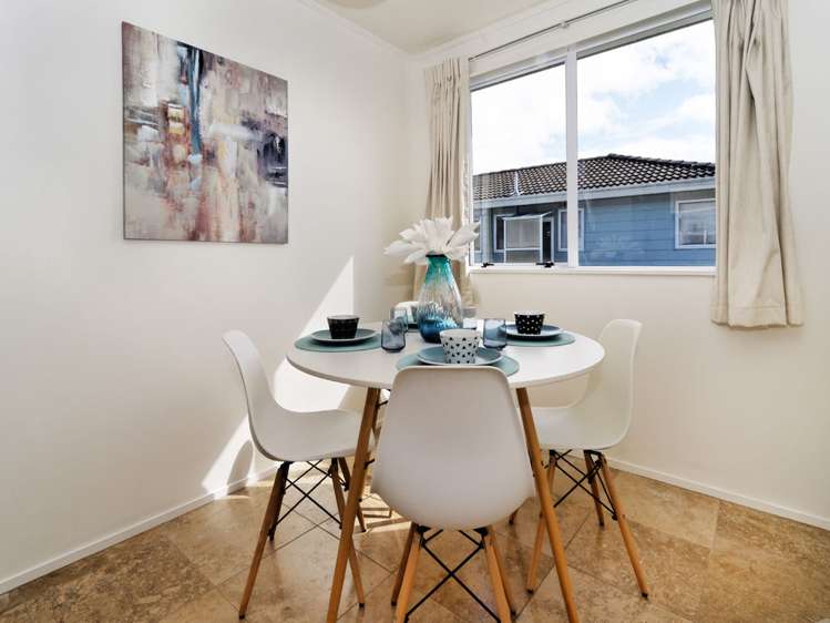 158 Solar Road Glen Eden_8