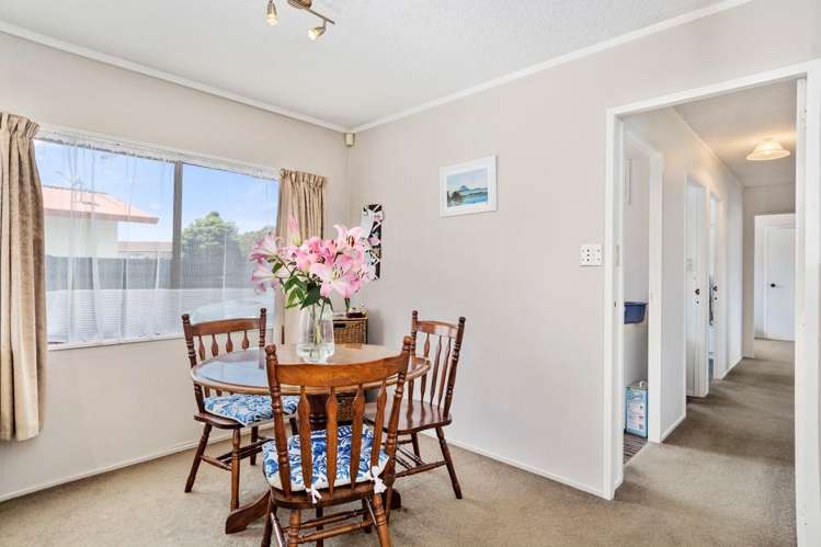 8 Opal Drive Papamoa_8