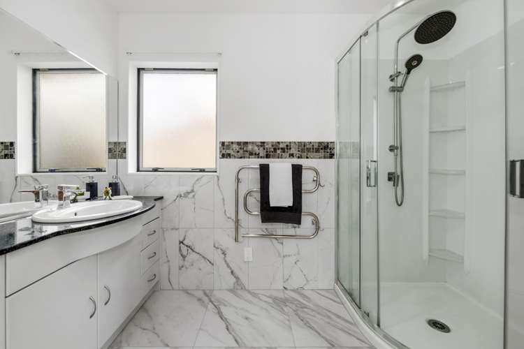 11 Ballydonegan Rise East Tamaki_26