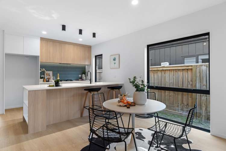 66 Overton Street Rototuna North_2