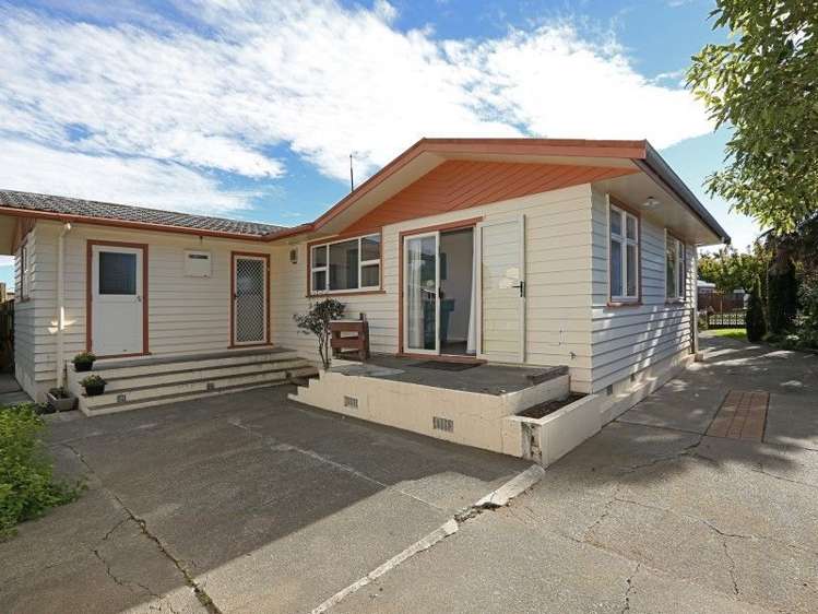 2 Holyrood Street Taradale_16