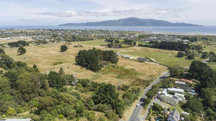 54 Otaihanga Road Paraparaumu_2