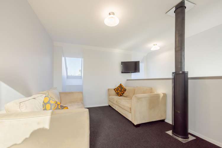 2/281 Lindsay Road Waipukurau_14