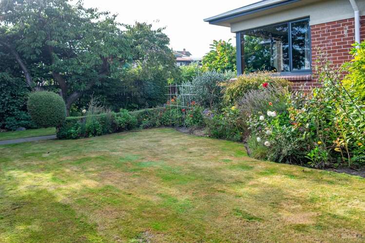 2 Ashbury Avenue Waimataitai_17