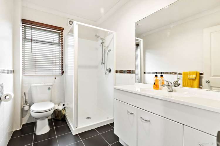 9 Tiel Lane Papakura_11