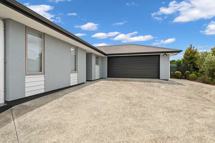 23 Pebble Beach Boulevard Kamo_31