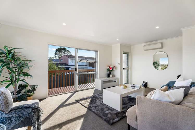 2/4 Clare Place Glenfield_6