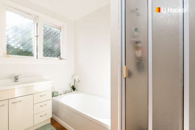 231 Highcliff Road Shiel Hill_10