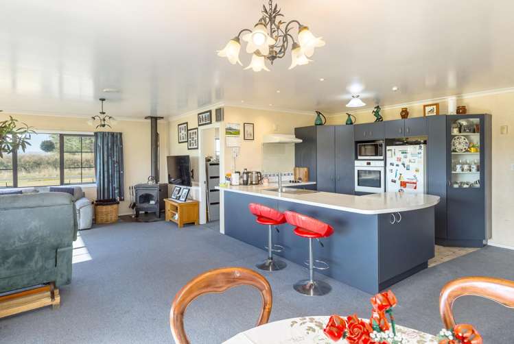 62 Thomas Road Carterton_6