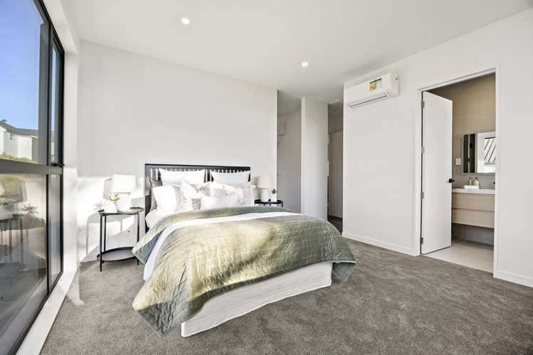 8/41 Seaside Avenue Waterview_19