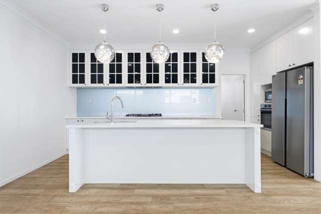 5 Downpatrick Drive Flat Bush_4