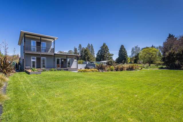 Rangataua retreat with bonus section