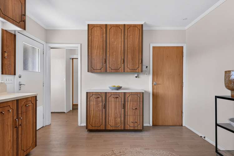 300 Kennedy Road Onekawa_9