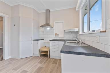 187 Coronation Ave_2