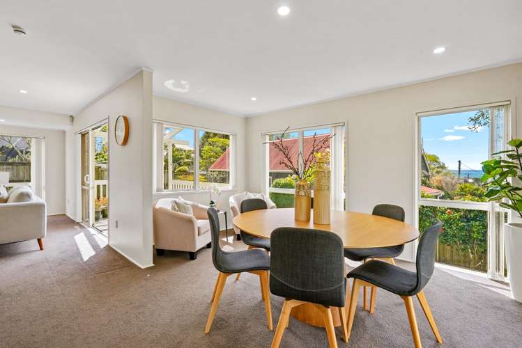 6 Luplau Crescent Cockle Bay_8