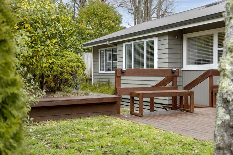 29 Chesham Avenue Waipahihi_22