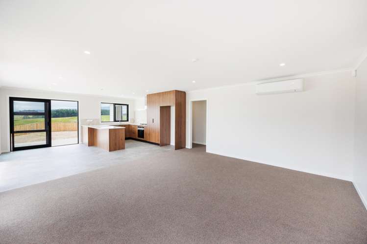 4 Corfu Crescent Fitzherbert_9