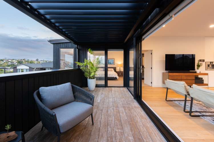 17 Bearing Parade Long Bay_16