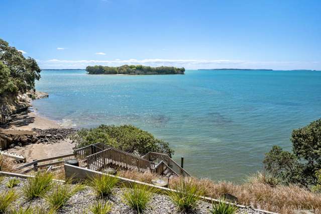 33 Hawke Crescent Beachlands_2