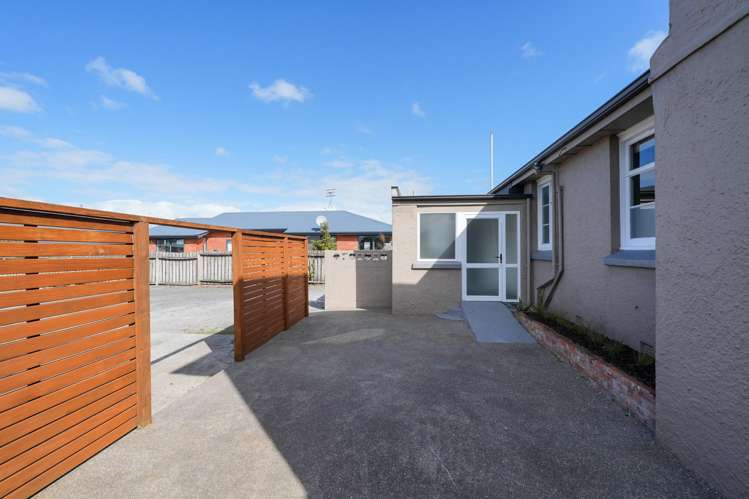 327 North Road Waikiwi_21