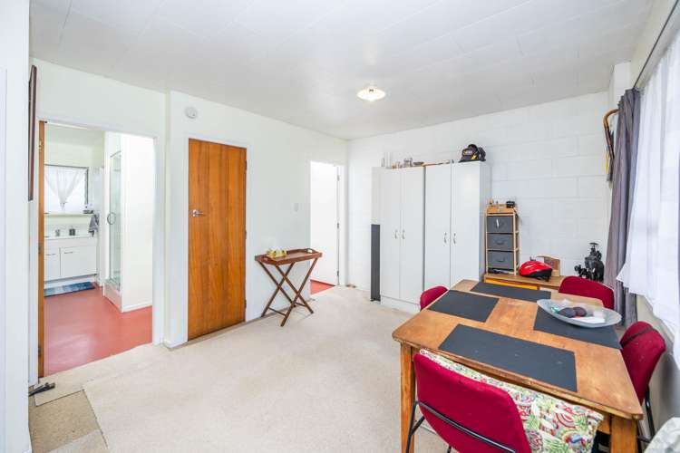 88 Lake Road Frankton_28