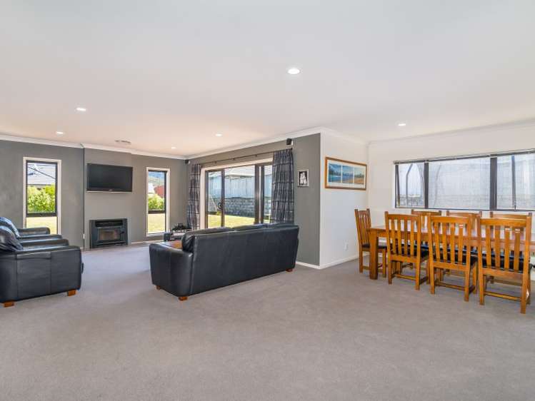 112 Kirton Drive Riverstone Terraces_7