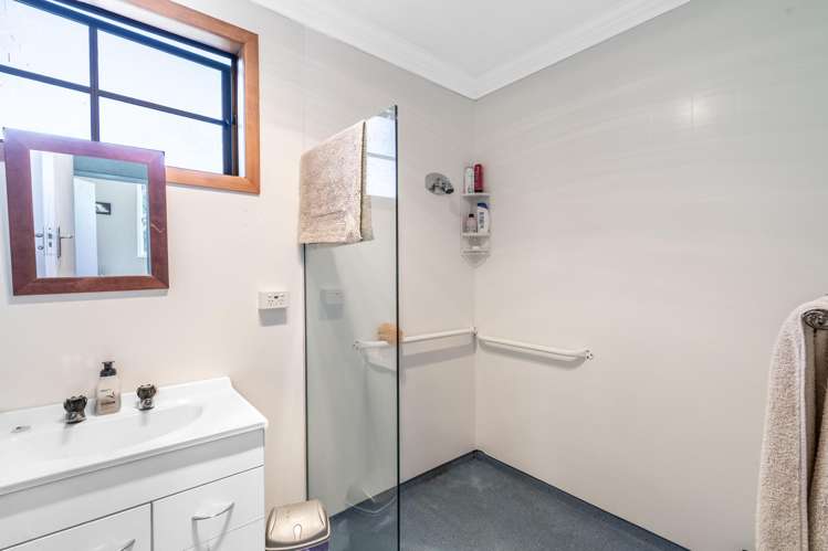 60 Mccaughan Street Winton Surrounds_7