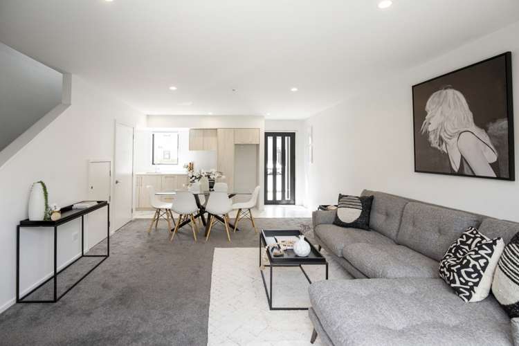 2/25 Hargest Crescent Sydenham_5