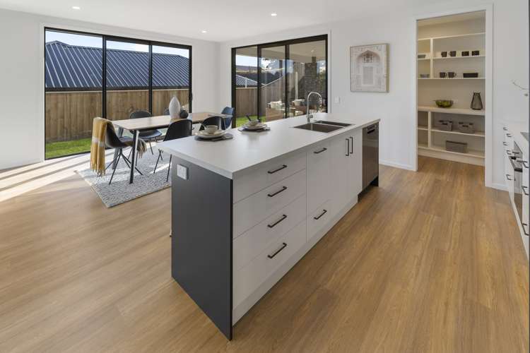 43 Hart Road Richmond_11