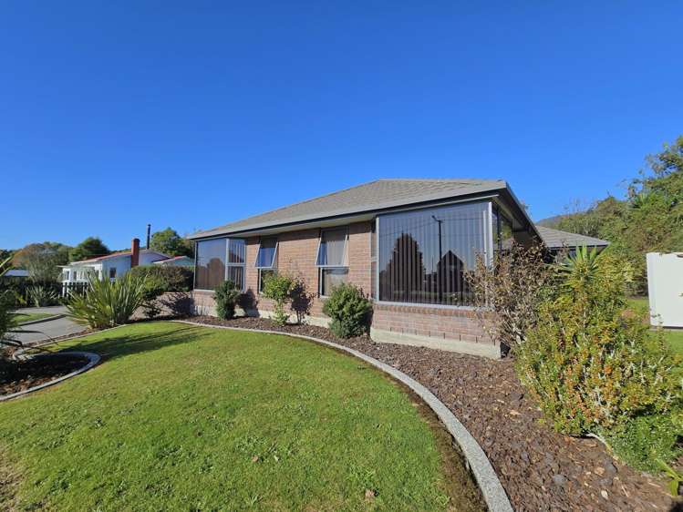 16 Gibson Street Ross_23