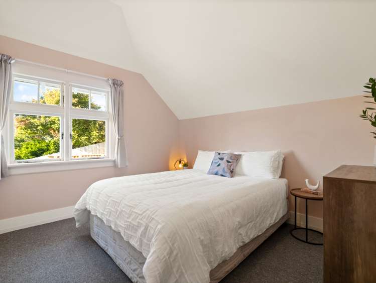 70 Easther Crescent Kew_15