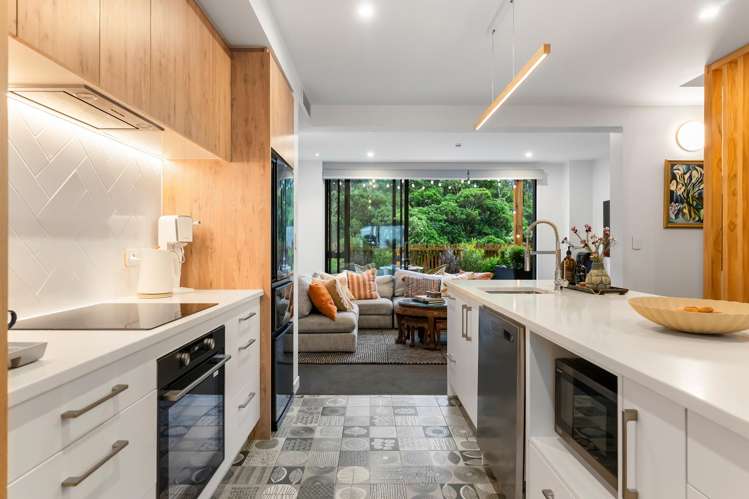 4/6 Makara Road Karori_7