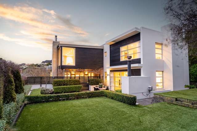 MODERNIST LANDMARK