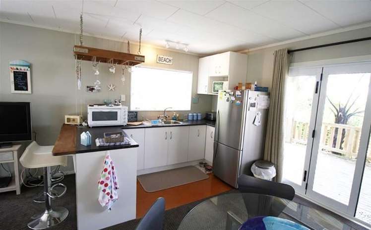 5 Fishermans Bend Whiritoa_4