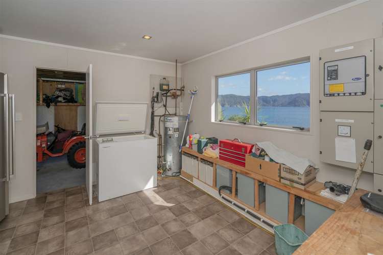 191b Pacific Ocean Slipper Island (Whakahau)_25