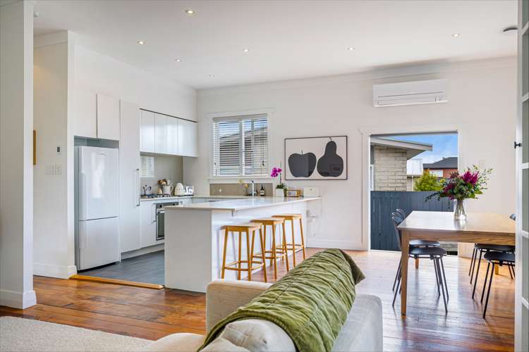 12 Rewarewa Road Te Atatu Peninsula_4