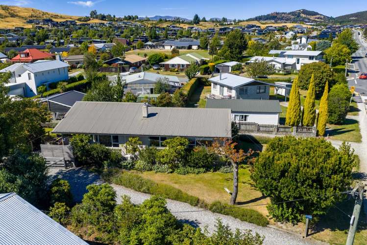 132 Aubrey Road Wanaka_20