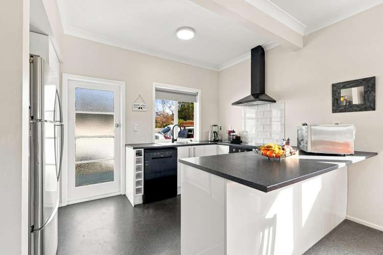 43 Field Street Aramoho_4