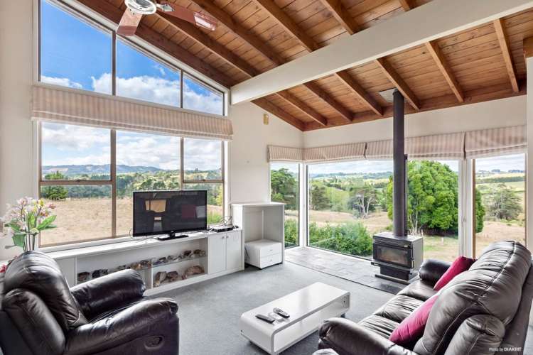 667 Whitford Road Whitford_10