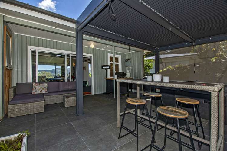 127 Riverside Drive Parahaki_9