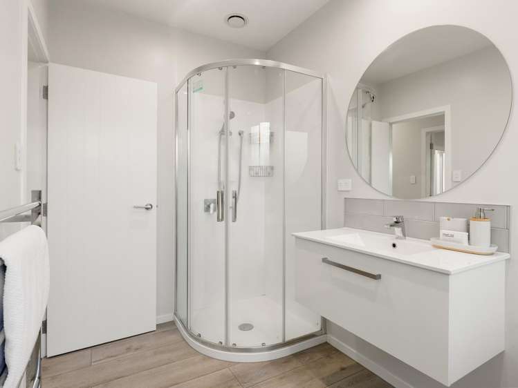 5A Moore Street Forest Lake_15