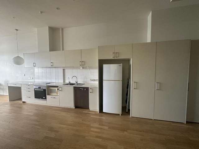 24 Wellington St 10679_3