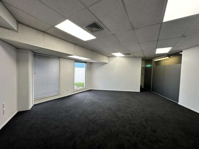 8/295 Lincoln Road Henderson_1