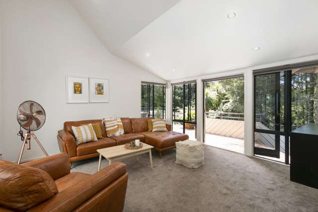 13 Kaurimu Rise Titirangi_4