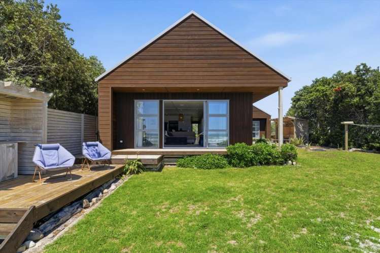 211 Pukehina Parade Pukehina Beach_26