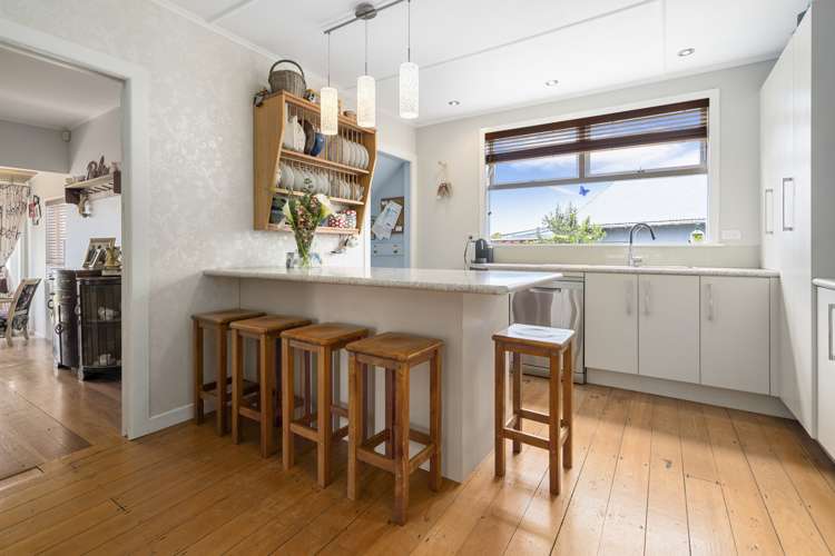 96 Astley Avenue New Lynn_12